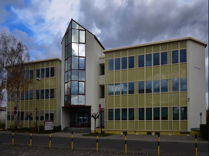 Bürohaus 4